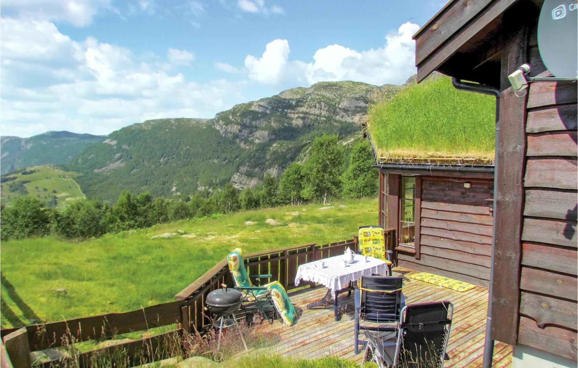 3 Bedroom Beautiful Home In Vikesa Hovland  Exterior foto